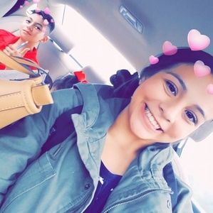 Meet your Posher, Lizbeth